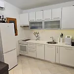 بيت للعطل Jana
