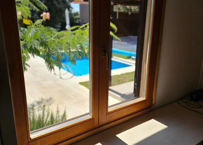 Jana Tatil Evi *